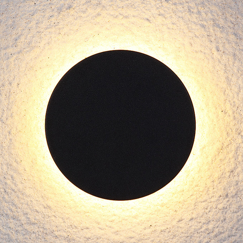 Aeris Outdoor Wall Light Minimalist Round or Square LED in Black and White