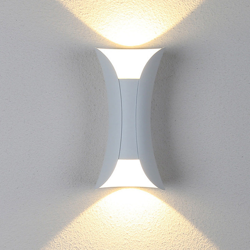 Kirira Curve Outdoor Wall Light LED Lamp IP65 Rated Hardwire