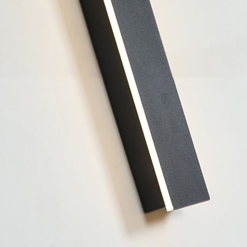 NovaLine Linear LED Outdoor Wall Light In Black With Timeless Design