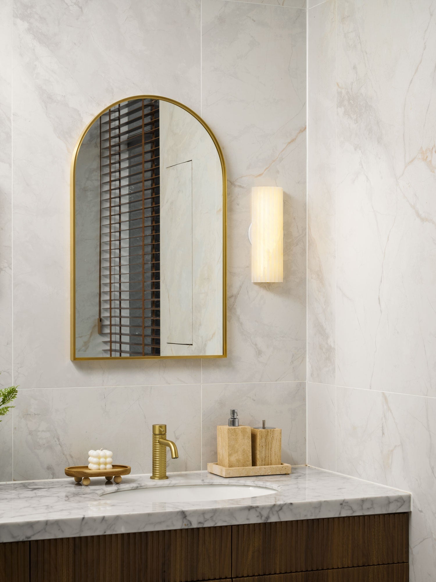 Aurelia Alabaster Wall Light With Integrated LED Indoor Use Only