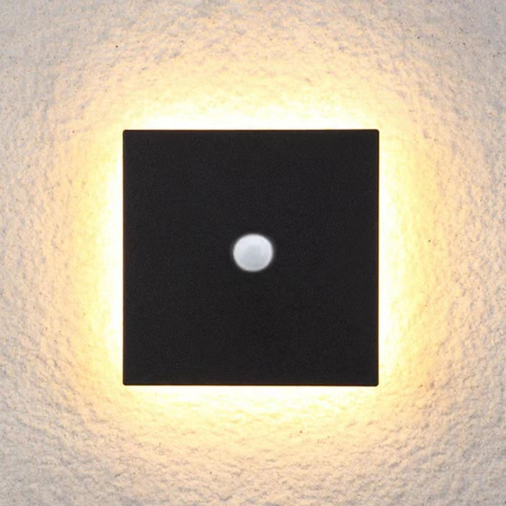 Aeris Outdoor Wall Light Minimalist Round or Square LED in Black and White