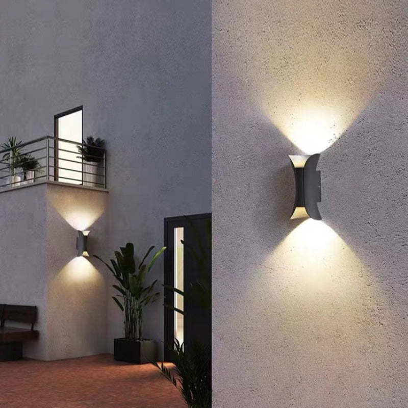 Kirira Curve Outdoor Wall Light LED Lamp IP65 Rated Hardwire